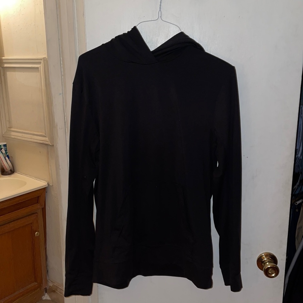 Black Outdoor Voices Light pullover hoodie